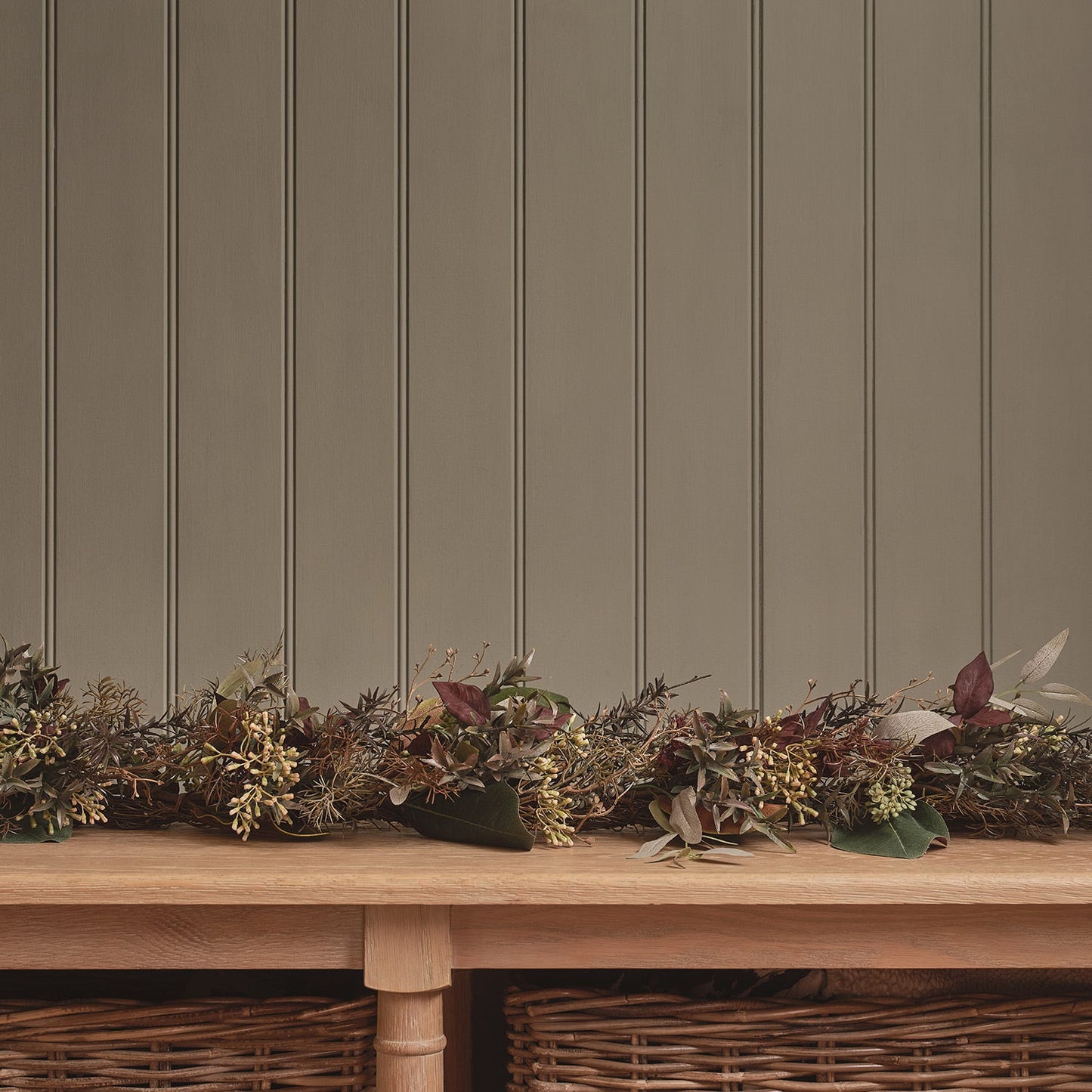 2m Pre Lit Autumn Winter Garland